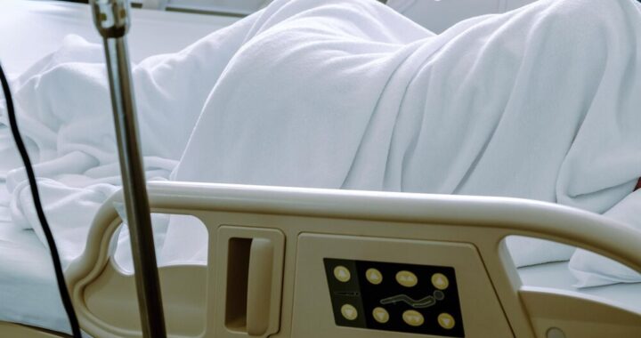 nowa-infolinia-wsparcia-dla-os--b-z-alzheimerem-i--auto-3840